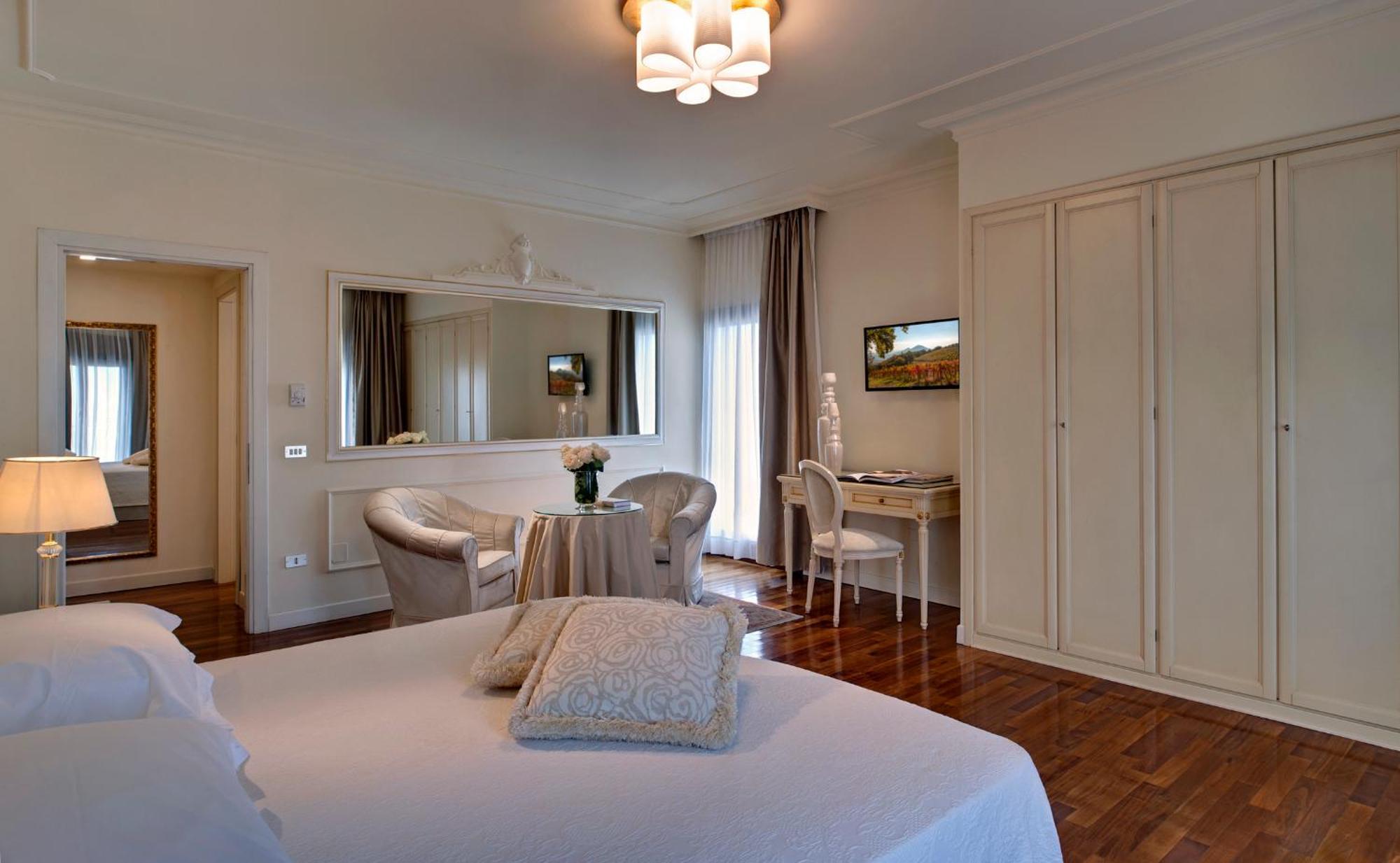 Junior Suite Balcony